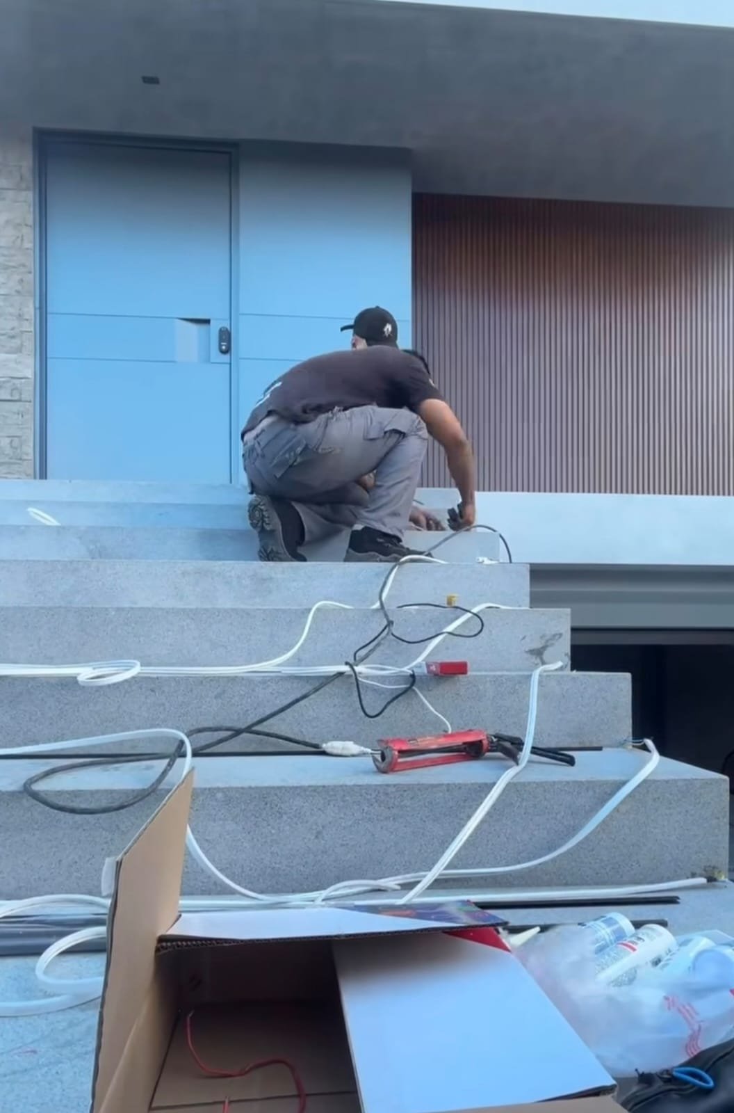 WhatsApp Image 2025-09-24 at 17.08.01 (1)